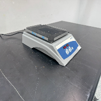 VWR Standard Analog Shaker image 0